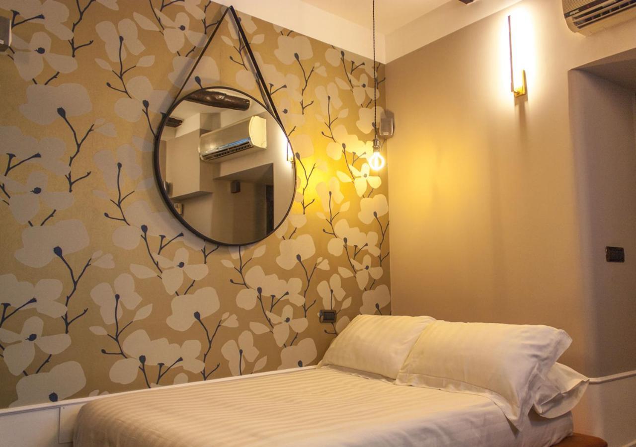 Relais Santa Chiara Lejlighed Napoli Eksteriør billede